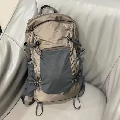 Produktbild von STUNQ® Ultraleichter Reiserucksack – Faltbarer Trekkingrucksack mit großer Kapazität, Multifunktionaler Wanderrucksack für Outdoor &