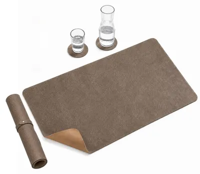 Produktbild von G.mütlich Schreibtischunterlage Kunstleder, wendbare Unterlage 2in1 Farbwechsel, Mouse Pad Matte Büro Schreibtisch Taupe 60 x 35 cm, KI-generiertes Bild