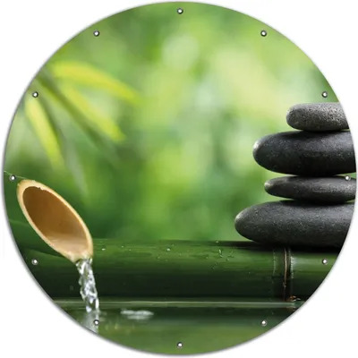 Produktbild von Wallario rundes Outdoor-Poster für Garten oder Balkon, Motiv Steinstapel und Bambus auf dem Wasser, 120 cm Durchmesser