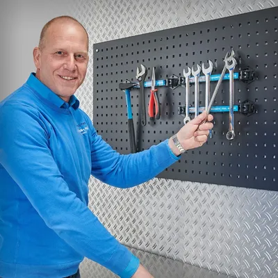 Produktbild von Magnetleiste für Lochwände im 3er Set - 25 cm