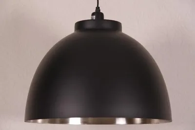 Produktbild von Casa Padrino Hängeleuchte Industrie Design Schwarz / Innen vernickelt, 45 cm Durchmesser