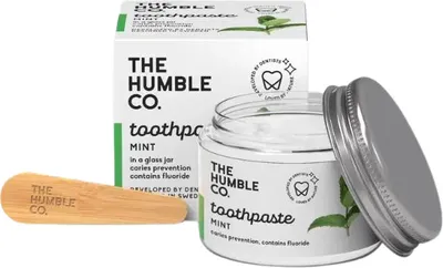 Produktbild von The Humble Co Zahnpasta mit Fluor im Glasbehälter Kohle 50ml