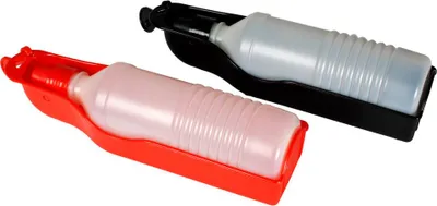 Zdjęcie produktu dla Przenośna butelka do picia Karlie z dozownikiem wody, różne kolory, rozmiar: 700 ml