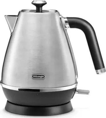 A studio shot of a DeLonghi electric kettle.