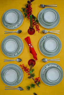 Obrázok produktu pre Hermia Concept, kvalitná súprava riadu (18 kusov) vyrobená zo 100% porcelánu, biela/zelená