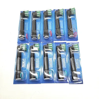 Immagine prodotto di Spazzolino Oral-B Pro CrossAction per spazzolino elettrico, 10 pezzi, pulizia superiore dei denti, setole a X, accessorio originale per spazzolini Oral-B, confezione con scatola per lettere, nero