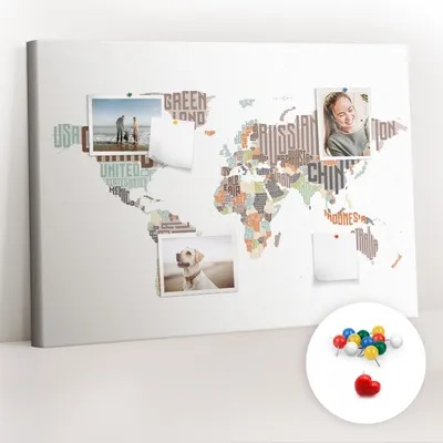 Obrázok produktu pre Korková tabuľa s kolíčkami - Tabuľa s kolíčkami na fotografie a poznámky - 100x70 cm - Farebné kolíky 100 ks - Mapa z farebných písmen