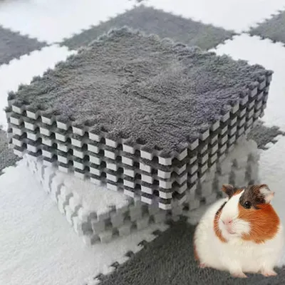 Produktbild von Set von 10 Wiederverwendbaren Fleece-Bodenbelägen für Meerschweinchen