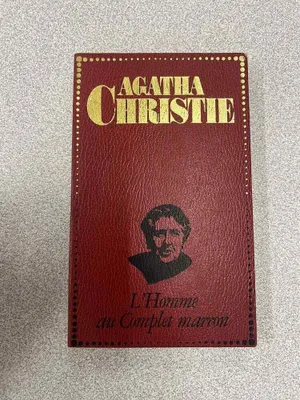 Produktbild von Agatha Christie - L'homme au complet marron