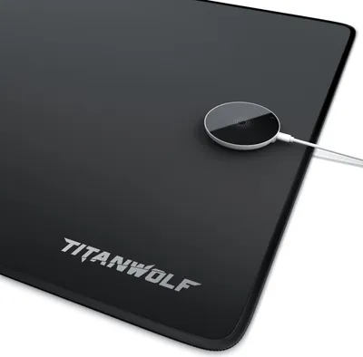 Produktbild von Titanwolf Gaming Mauspad XXL Speed Mousepad 900 x 400 x 3 mm + induktive Ladestation, große Tischunterlage, rutschfest, abwaschbar, Titanwolf Logo