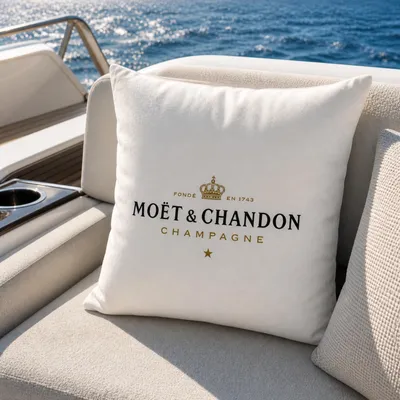 Immagine prodotto di Cuscino decorativo bianco 45x45 cm in morbido cotone – Cuscino decorativo per divano e letto – Traspirante – Per interni ed esterni – Abbinabile a Moët & Chandon