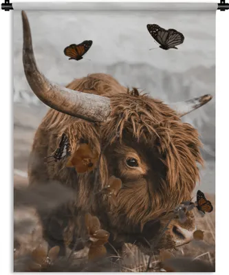 Produktbild von MuchoWow® Wandteppich Wandbehang Schottische Hochlandrind - Schmetterlinge - Natur 120x160 cm Tapisserie Dekoration Wandtuch - Wohnzimmer - Moderne