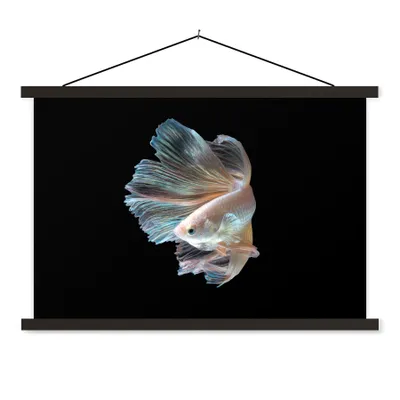Produktbild von MuchoWow® Textilposter Fisch - Schwanz - Schwarz 120x80 cm mit schwarzem Rahmen - Wanddeko