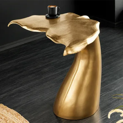 Produktbild von riess-ambiente Beistelltisch WILDLIFE 60cm gold Metall Walflosse maritimer Couchtisch