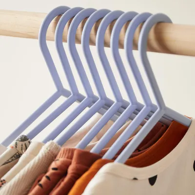 Produktbild von Bieco Kleiderbügel Kinder 8 St lilac | Länge ca 30cm | Baby Kleiderbügel | Kunststoff Kleiderbügel Kinder Baby | Baby Organiser Für Kleiderschrank | Kleiderbügel Baby | Baby Clothes Hangers