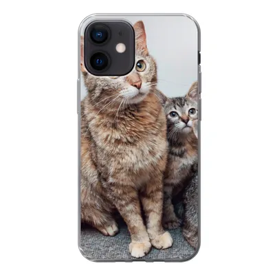 Produktbild von MuchoWow® Handyhülle Schutzhülle Hülle für iPhone 12 Katze - Kätzchen - Fell Silikon Softcase Handy Hülle - Schutzhülle