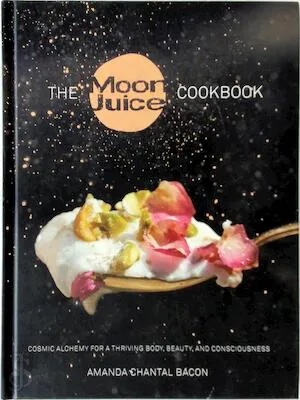 Produktbild von The Moon Juice Cookbook