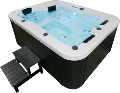 Zdjęcie produktu dla HOME DELUXE - Zewnętrzna wanna z hydromasażem - Biały marmur plus stopnie i pokrywa termiczna - Wymiary 210 x 160 x 85 cm - Łącznie z ogrzewaniem, 27 dyszami masującymi i 9 źródłami światła I Zewnętrzna wanna z hydromasażem dla 3 osób