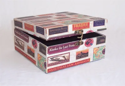 Produktbild von 521 Massivholz Box in Leinenoptik, Australian Airlines 20,5 x 20,5 x 10,5 cm