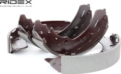 Produktbild von RIDEX Bremsbackensatz Trommelbremse Hinten für ISUZU D-MAX (TFR, TFS) 295mm 70B0123