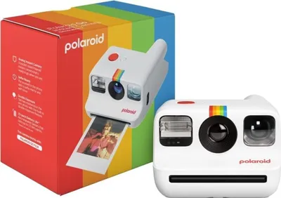 A white Polaroid Go Generation 2 instant camera and its packaging are displayed.