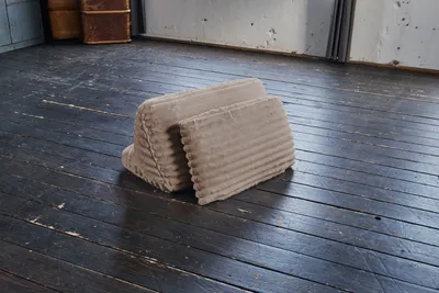 Produktbild von KAWOLA Rückenkissen WIOLO SOFT Weicher Breitcord taupe