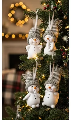 Immagine prodotto di Pupazzo di neve decorativo - Figura natalizia decorativa - 4 x 4 x 8 cm - Set da 4 - Grigio