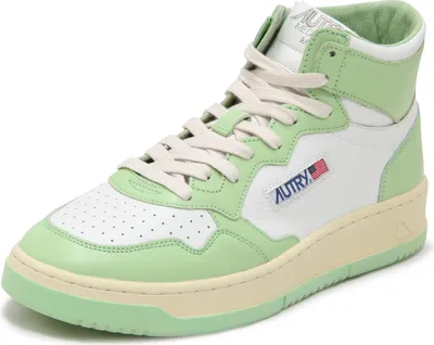 Imagen del producto de Zapatilla deportiva para hombre P2028, modelo Autry Medalist Mid