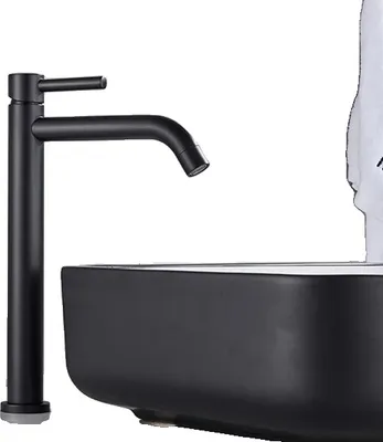 Zdjęcie produktu dla Bateria umywalkowa, jednouchwytowa, dostępna w kolorze szczotkowanego złota i matowej czerni, matowa czerń