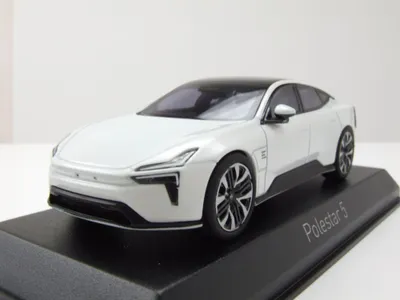 Produktbild von Norev 875010 Polestar 5 2025 snow weiß 1:43