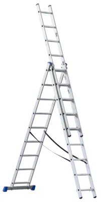 Obrázok produktu pre Rebrík G21 má maximálnu výšku 7,6 m a každá časť má 11 priečok. 3-dielny rebrík možno použiť ako štafle, štafle s vysunutou treťou časťou alebo rebrík, keď sú 2 časti vysunuté.