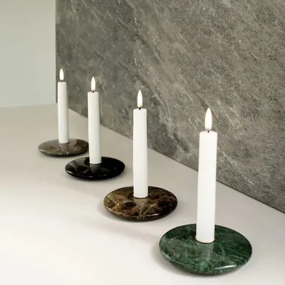 Produktbild von UYUNI Lighting LED Stabkerzen Taper 2er Set  2,3 x 15 cm weiß