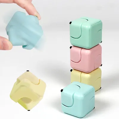 Image de Jouet anti-stress en forme de cube - Lot de 4 cubes magiques - Jouet de bureau portable pour adultes et enfants