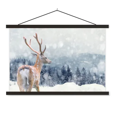 Produktbild von MuchoWow® Textilposter Winter - Hirsche - Tiere 60x40 cm mit schwarzem Rahmen - Hölzernes