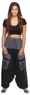 Immagine prodotto di Pantaloni harem, pantaloni a palazzo, pantaloni "Aladino", pantaloni ampi, pantaloni da yoga, pantaloni "Goa", pantaloni "sarouel", pantaloni larghi, pantaloni "Aladino", pantaloni da tempo libero. Modello da donna, colore: grigio, taglia: L/XL