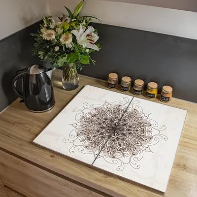 Produktbild von banjado Herdabdeckplatte zweiteilig je 30x52cm groß mit Gummi Abstandshalter, ESG Sicherheitsglas mit Motiv Mehendi [HAP2 10985]