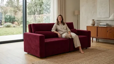 Produktbild von Schlafsofa KOMO Monolit – mit Schlaffunktion, Webstoff in Bordeaux 16, Family Meble, KI-generiertes Bild
