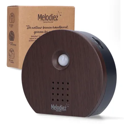 Produktbild von Melodiez Vogelgeräusche Häuschen mit Sensor – Box inkl. Batterien & 4 natürliche Vogel-, Ozean- & Dschungelklänge – Ebenholz