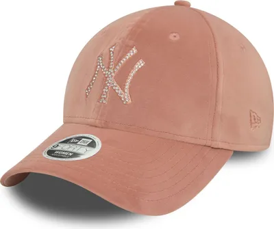Zdjęcie produktu dla Czapka damska New Era 9Forty - VELOUR DIAMANTE NY Yankees różowa