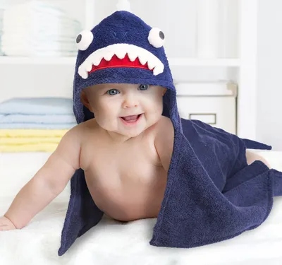 Produktbild von all Kids United Baby Kapuzenhandtuch Hai aus 100% Baumwolle - Kuscheliges Frottee Badetuch für Babys & Kleinkinder, Grau, 76x76 cm
