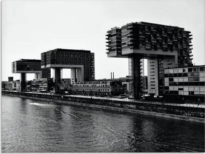 Produktbild von ARTland Glasbild Kranhäuser in Rheinauhafen in Köln Größe: 80x60 cm