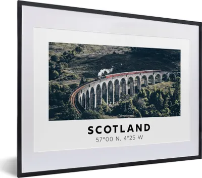 Produktbild von MuchoWow® Gerahmtes Poster Schottland - Zug - Vintage - Brücke 40x30 cm - Poster mit Schwarzem Bilderrahmen Wandposter Rahmen Foto Bilder - Bilderrahmen - Poster im Rahmen