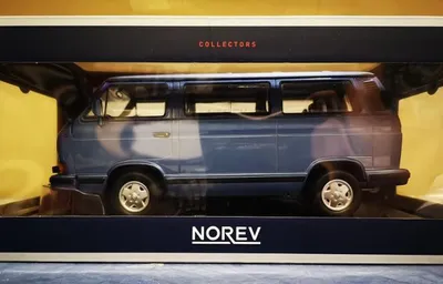 Produktbild von NOREV 1:18 Volkswagen T3 Star blau