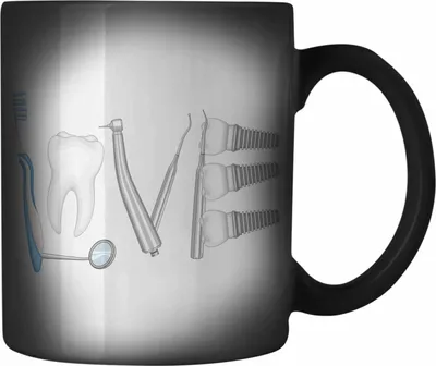 Produktbild von Trendation - Zahnmedizinische Fachangestellte Farbwechsel Zauber-Tasse Geschenk Lustig Zahnarzt Damen Geschenkidee Zahnarzthelferin LOVE Zahnarzt (Schwarz)