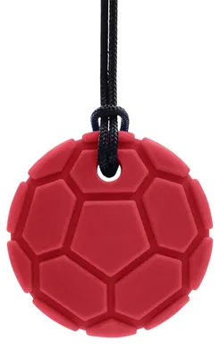 Immagine prodotto di ARK Therapeutic, collana da dentizione a forma di pallone da calcio, rossa, per bambini. Collana da masticazione robusta, ideale per bambini che mordicchiano molto.