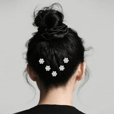 Produktbild von 12 Stück Strass-Haarspiralen für DIY-Brautfrisuren