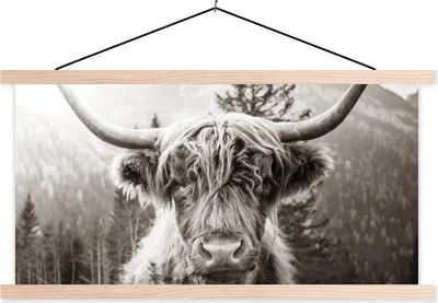 Produktbild von MuchoWow® Textilposter Kuh - Schottisches Hochlandrind - Schwarz - Weiß 120x60 cm mit holzfarbenen Rahmen - Klemmleiste