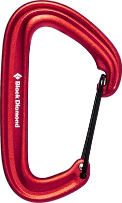 Robuster Litewire Karabiner von Black Diamond in leuchtendem Rot; ideal für Kletteraktivitäten.