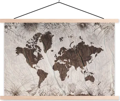 Produktbild von MuchoWow® Textilposter Weltkarte - Holz - Blumen 120x80 cm mit holzfarbenen Rahmen - Aufhängeset