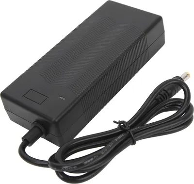 Image de chargeur intelligent 29,4 V 1,5A, chargeur portable pour scooter électrique avec prise DC 5,5 X 2,1 mm (prise UE)
